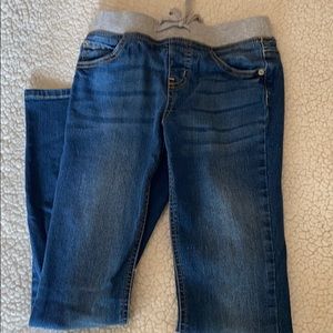Justice super skinny size 10 jeans, like new.